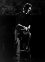 /album/cailey-dalok-magyarul-neked/blackandwhitejoshonstool-m-jpg/